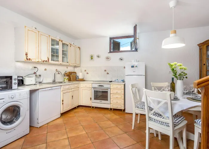 Feriehus Oleandra By Interhome