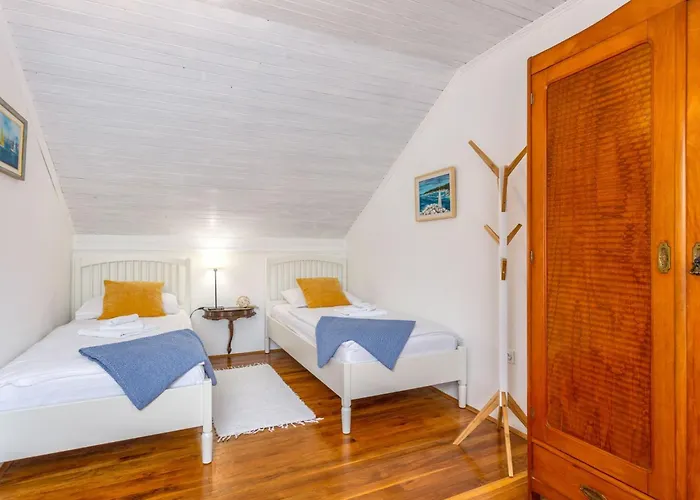 Oleandra By Interhome Ferienhaus